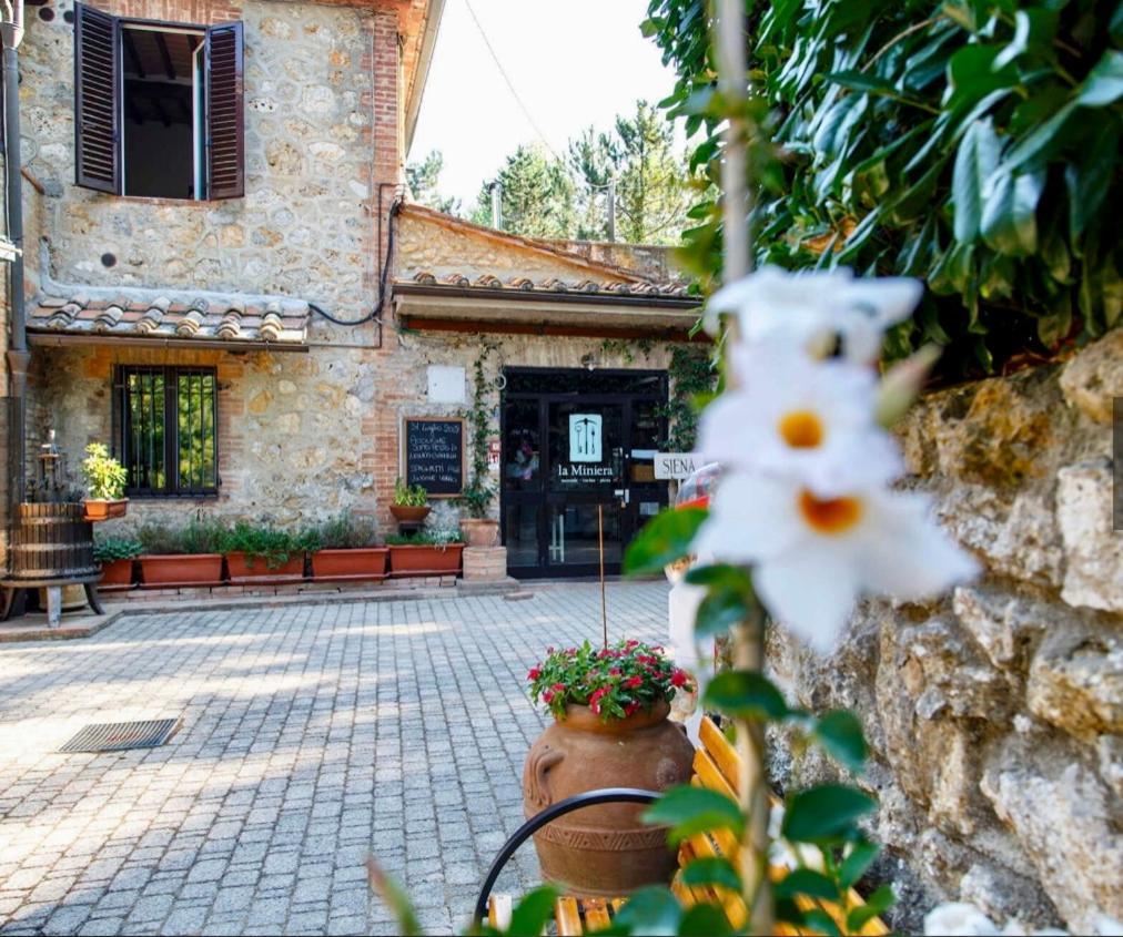 סיינה Podere La Miniera Relax & Food מראה חיצוני תמונה